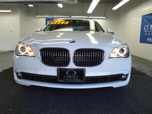 BMW 7 series 2010 photo 2