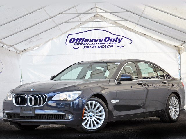 BMW 7 series 2010 photo 4