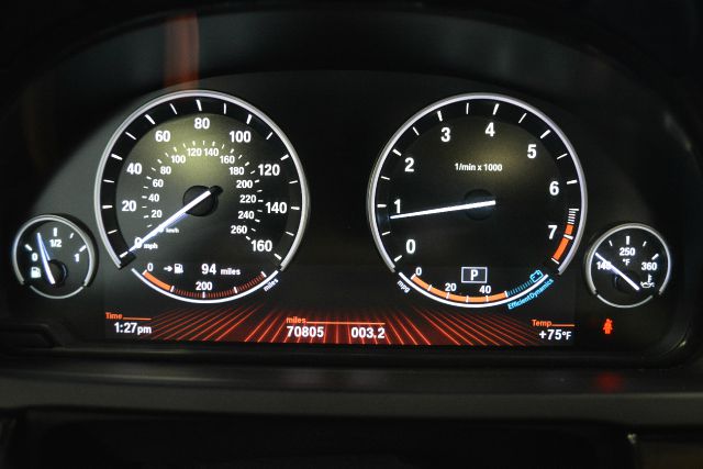 BMW 7 series 2011 photo 3