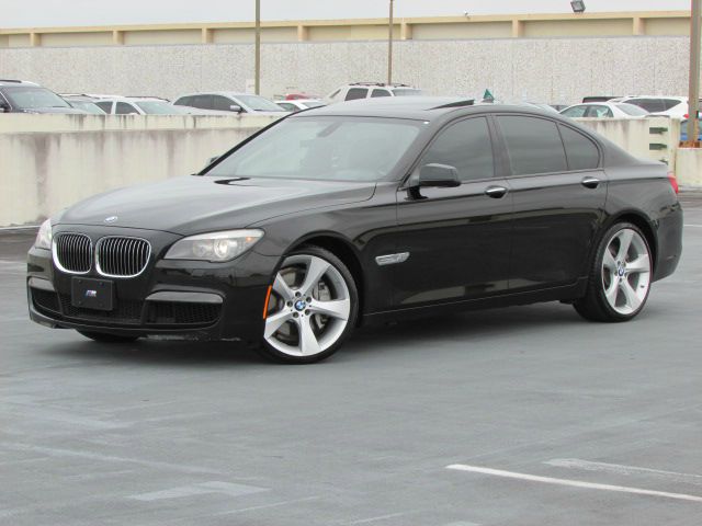 BMW 7 series 2011 photo 71