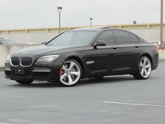 BMW 7 series 2011 photo 72