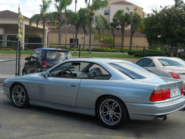 BMW 8 series 1992 photo 25