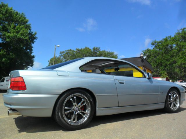 BMW 8 series 1992 photo 28