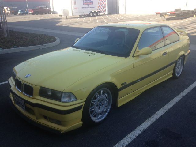 BMW M3 1995 photo 2