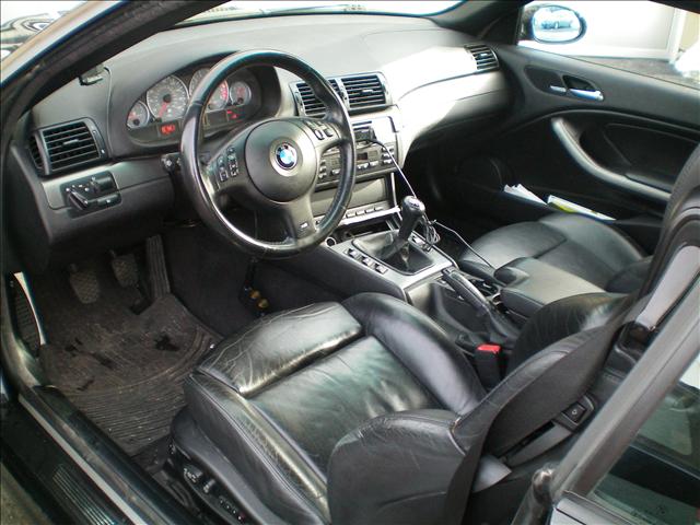 BMW M3 2003 photo 2