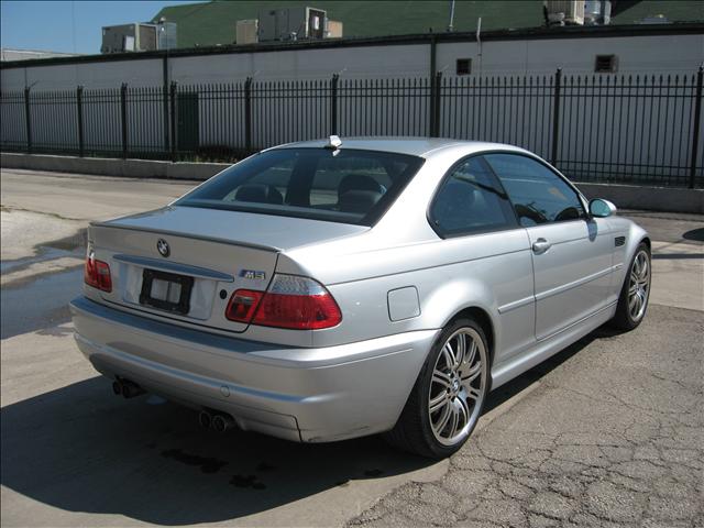 BMW M3 2005 photo 3