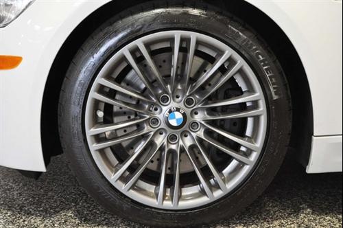 BMW M3 2009 photo 3