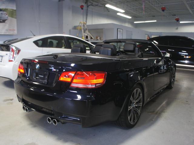 BMW M3 2009 photo 3