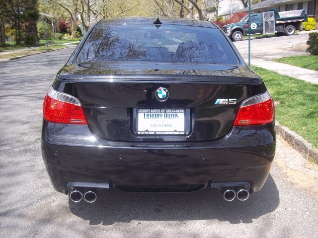 BMW M5 2006 photo 4