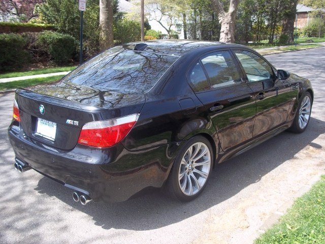 BMW M5 2006 photo 5