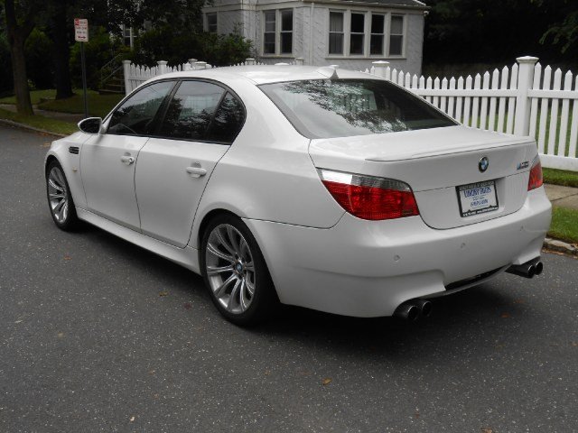 BMW M5 2006 photo 4