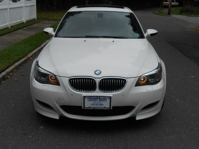 BMW M5 2006 photo 2