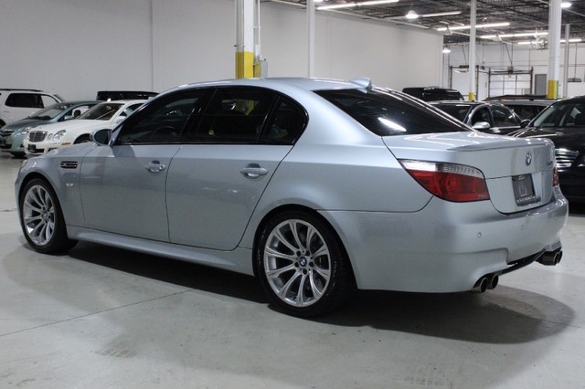 BMW M5 2006 photo 4