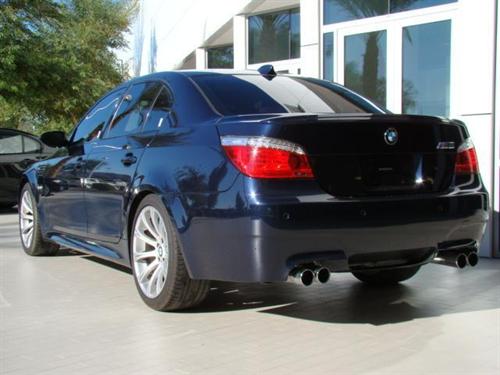 BMW M5 2008 photo 1