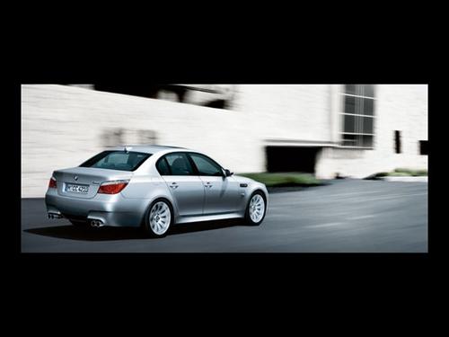 BMW M5 2008 photo 1