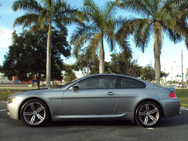 BMW M6 2007 photo 2