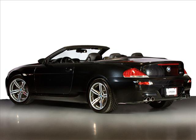 BMW M6 2007 photo 2