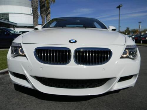 BMW M6 2010 photo 2