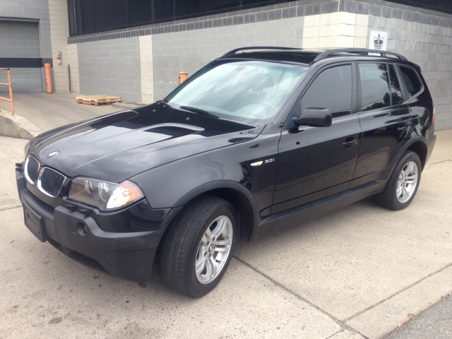 BMW X3 2004 photo 2