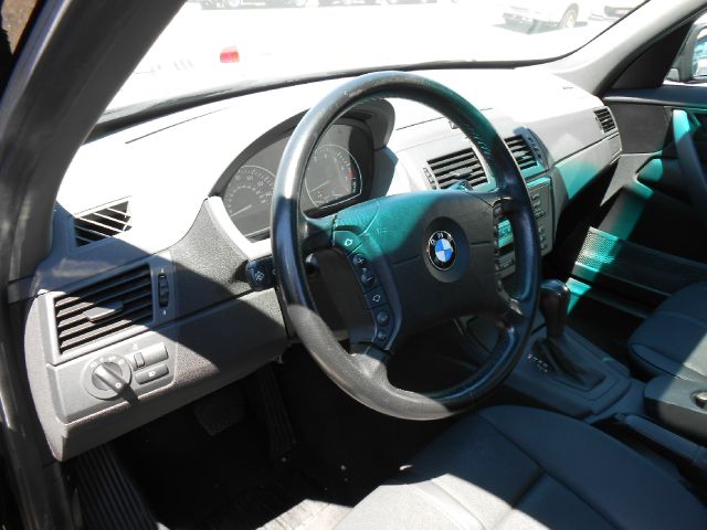 BMW X3 2004 photo 2