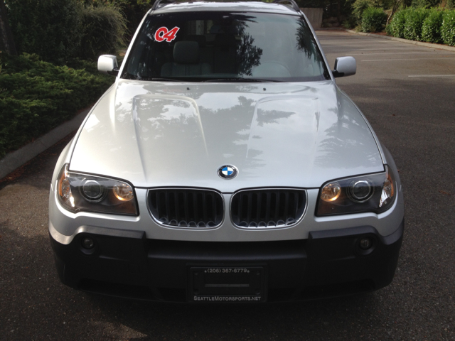 BMW X3 2004 photo 2