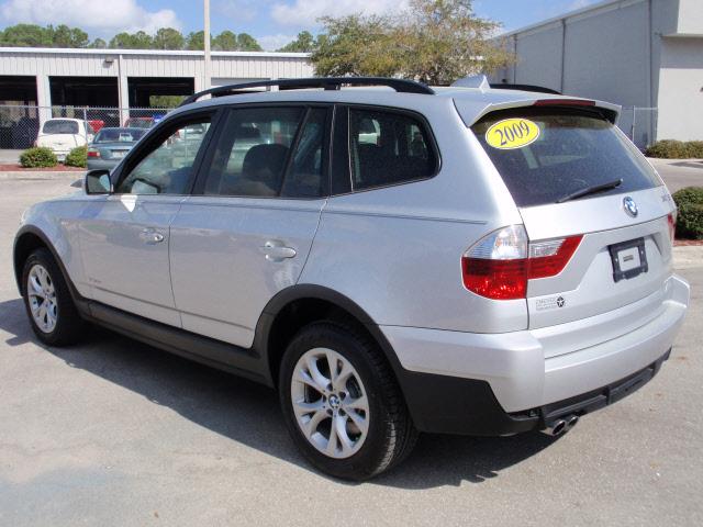 BMW X3 2009 photo 2