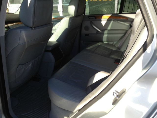 BMW X5 2002 photo 2