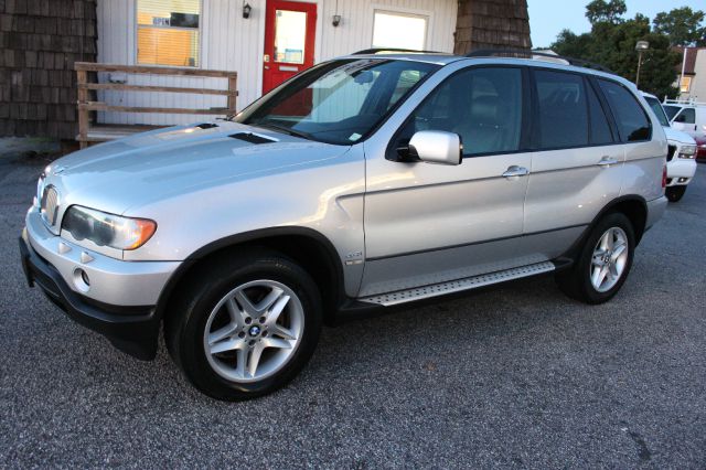 BMW X5 Luxury 4WD SUV