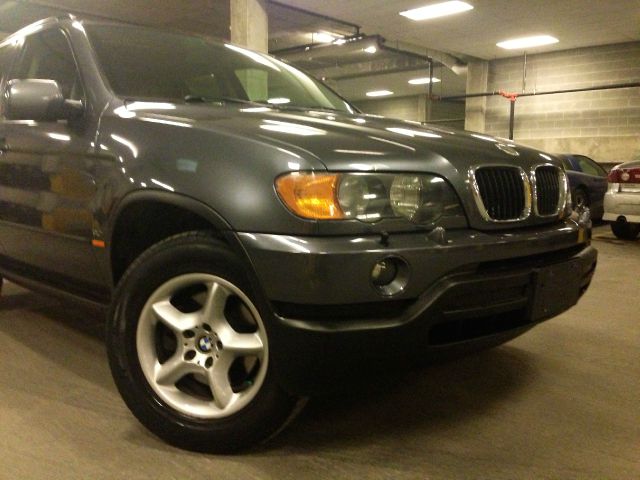 BMW X5 2003 photo 2