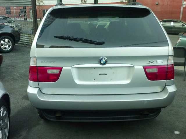 BMW X5 2003 photo 2