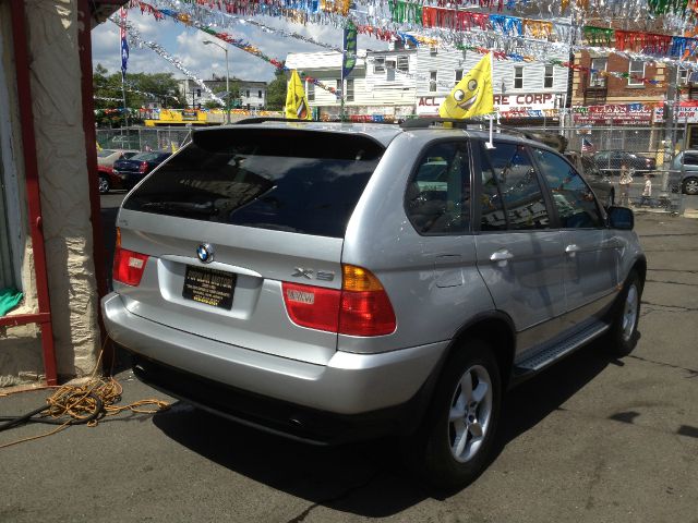 BMW X5 2003 photo 2