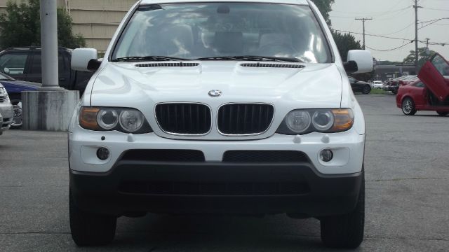 BMW X5 2004 photo 2