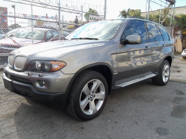 BMW X5 4DR FWD LTD 3.3L AT SUV