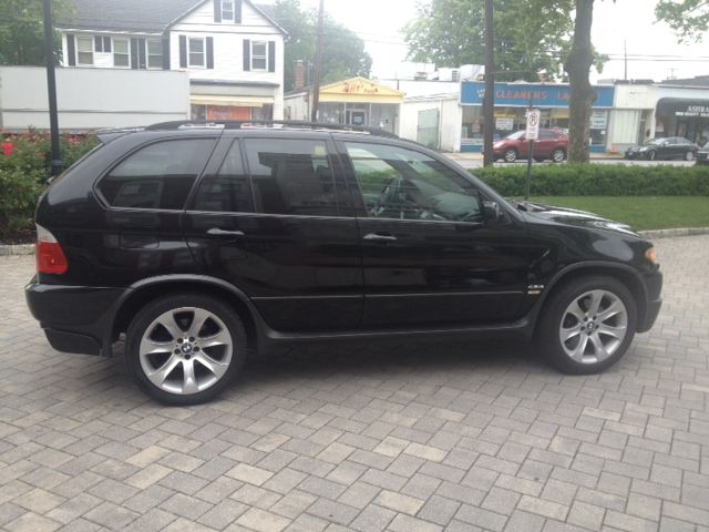 BMW X5 2004 photo 2