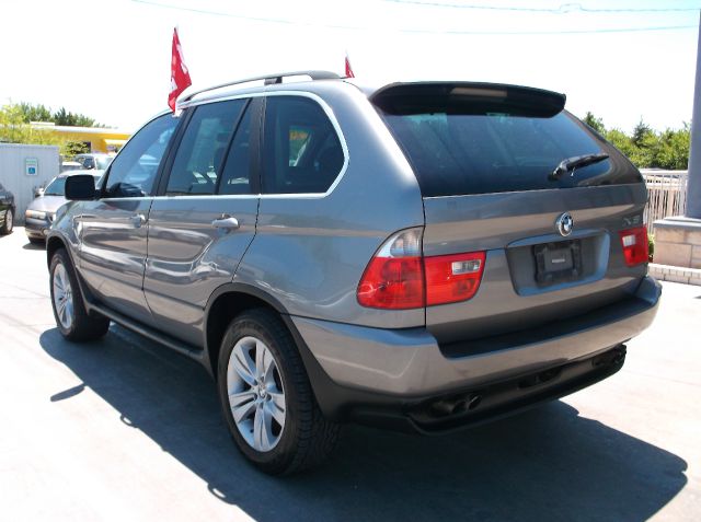 BMW X5 2004 photo 2