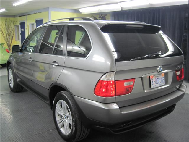 BMW X5 2WD Reg Cab 145 Sport Utility