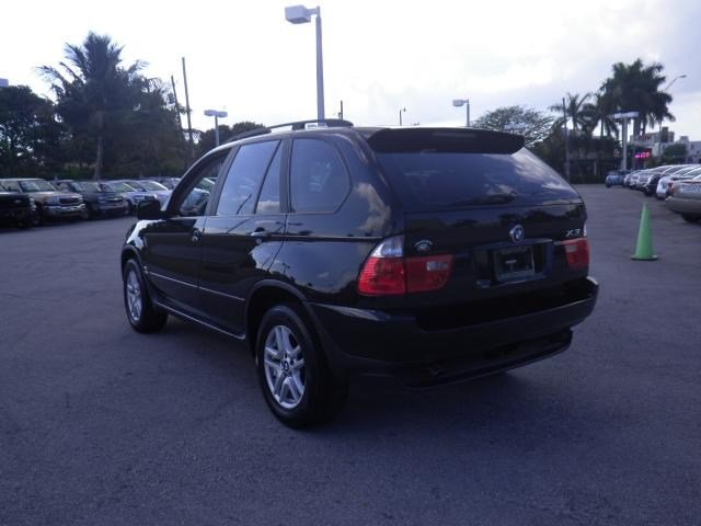 BMW X5 2004 photo 1