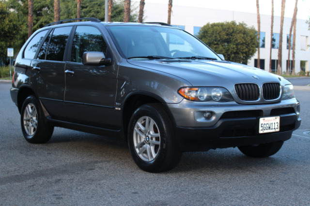 BMW X5 2004 photo 2