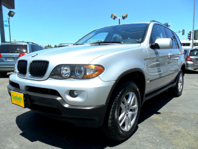 BMW X5 2004 photo 2