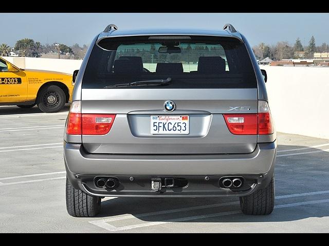 BMW X5 2004 photo 2