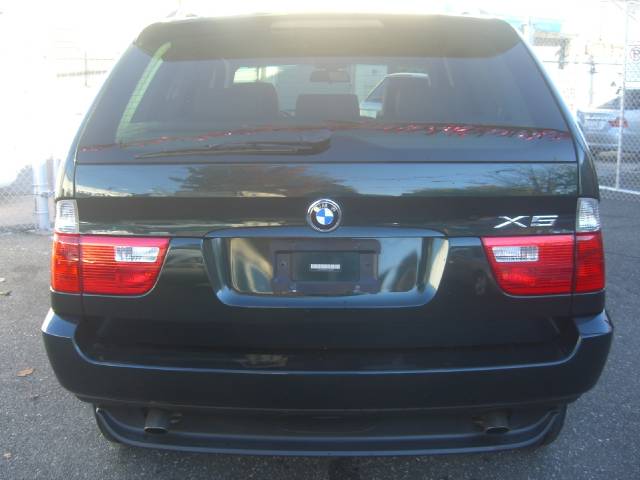 BMW X5 2004 photo 2