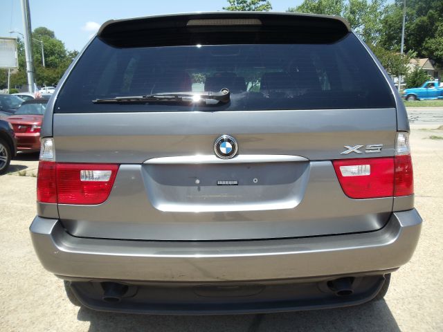 BMW X5 2004 photo 2