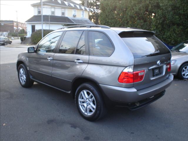 BMW X5 2004 photo 2