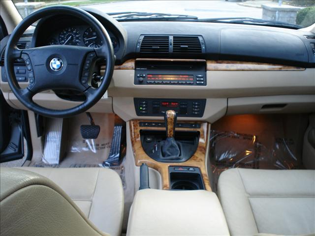 BMW X5 2004 photo 4