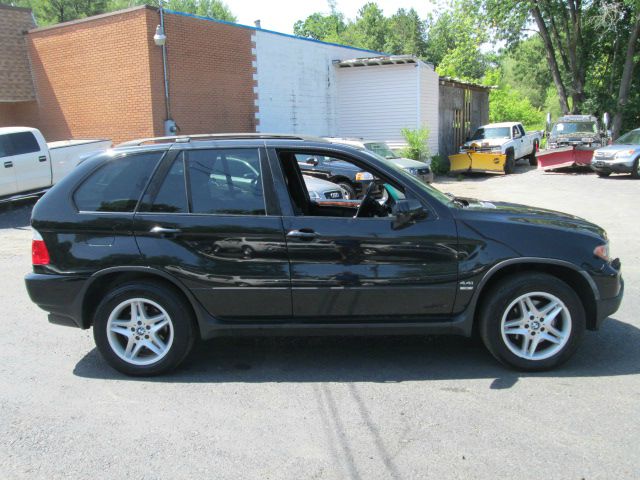 BMW X5 2004 photo 2