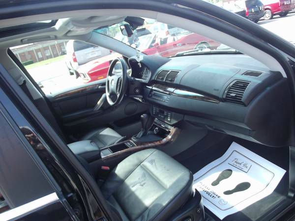 BMW X5 2004 photo 2