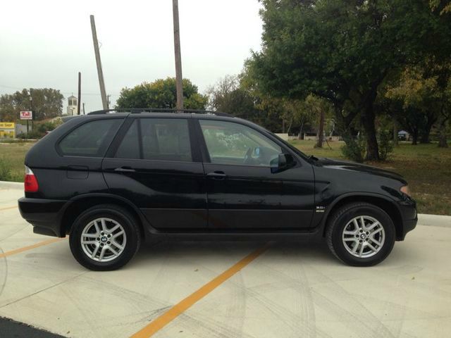 BMW X5 2004 photo 2