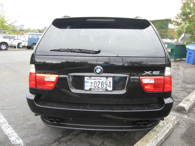 BMW X5 2004 photo 2