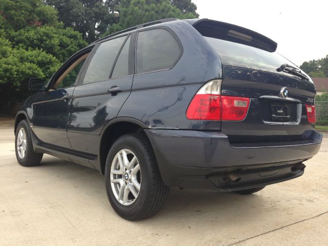 BMW X5 2004 photo 2