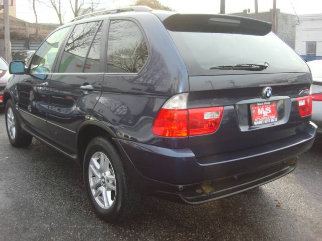 BMW X5 2004 photo 1